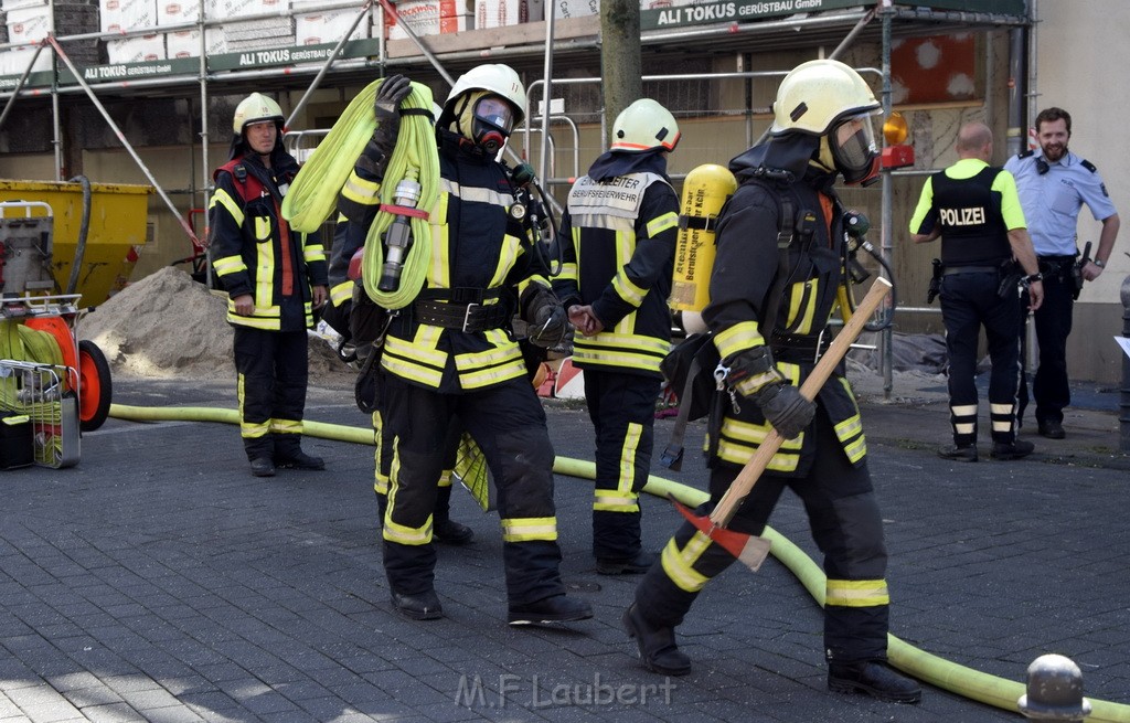 Explo Feuer 2 Koeln Kalk Hoefestr P040.JPG - Miklos Laubert